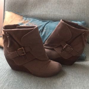 Bluefish gray booties